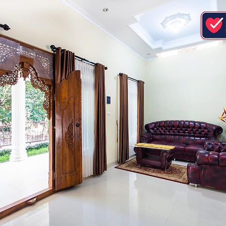 Omah Etam Villa Blaburan Exterior photo